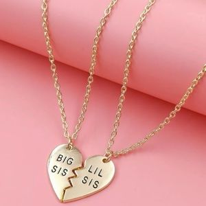 Sister necklaces